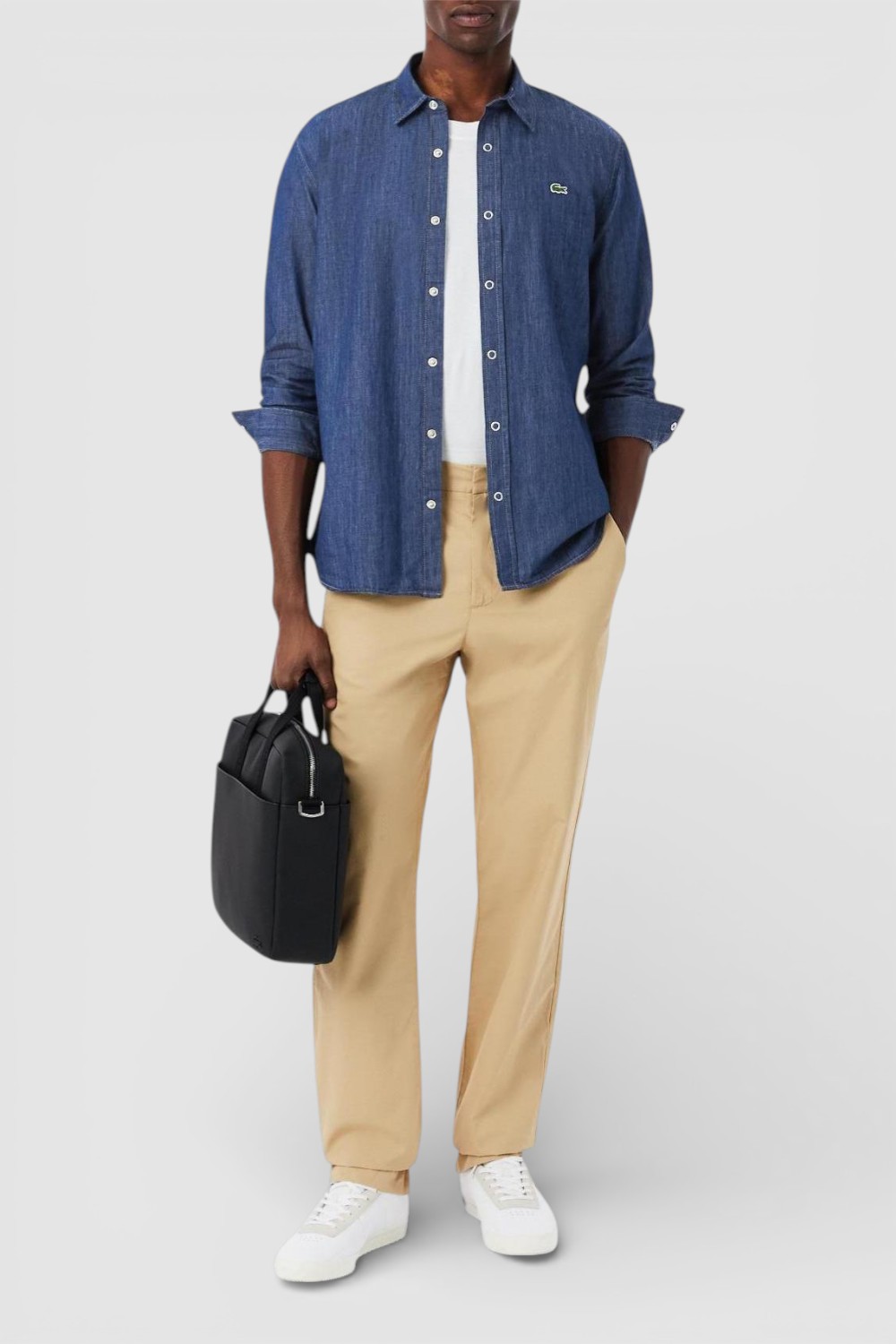 תמונת כל הלוק של חולצה מכופתרת ארוכה